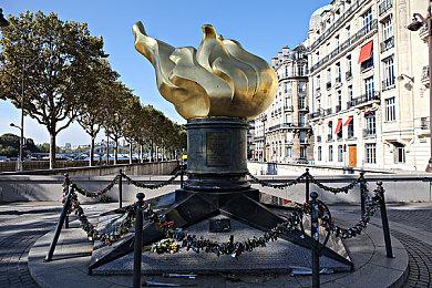 《英雄不再3》开场15分钟演示欣赏 26日举行直播活动